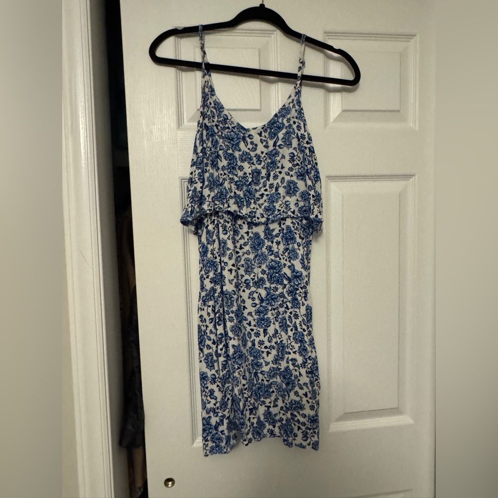 RD Style Blue and White Floral Dress